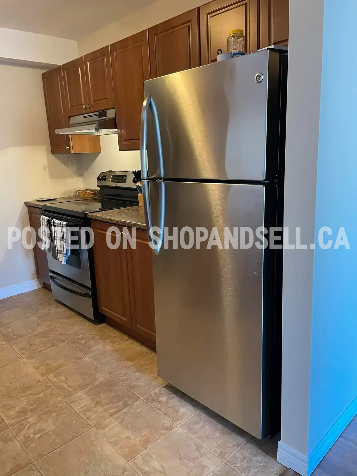 Bedroom available for rent in 2 Bedroom apartment