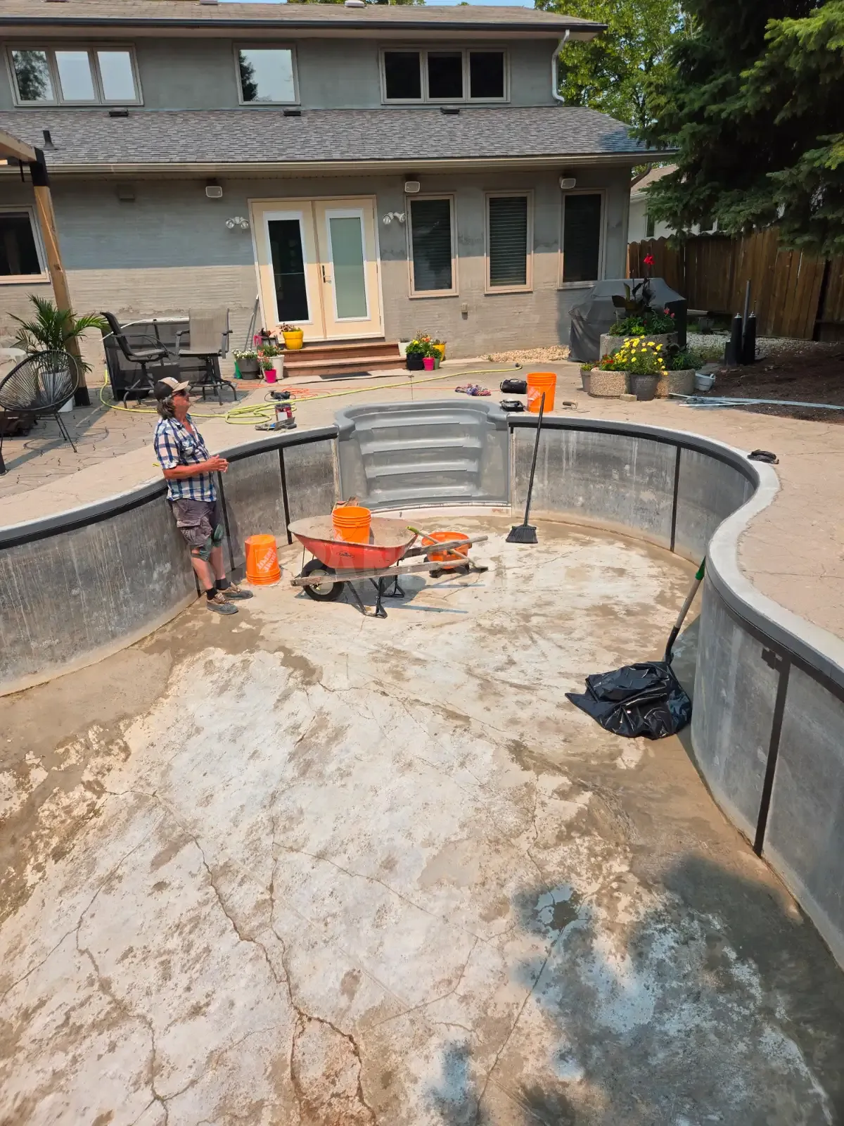 TLC Swimming Pool Services: Expert Pool Maintenance & Repair Solutions