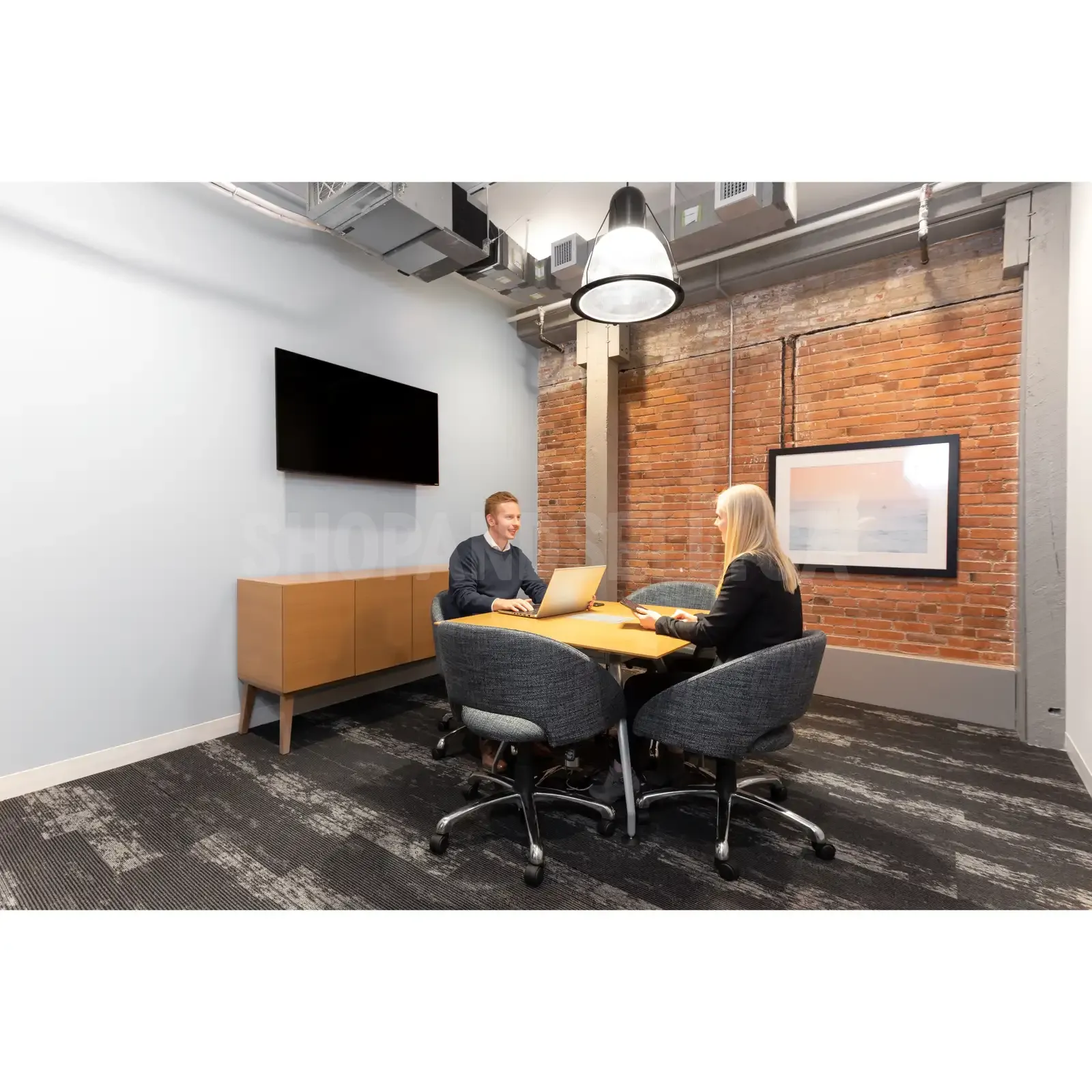 Coworking Space for Rent in YATES | Affordable, Flexible, & Fully Equipped