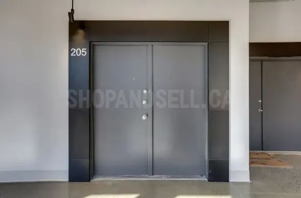 Les Lofts Cadbury - Bureaux À Louer / Commercial space for rent.