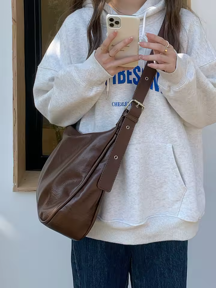 Fashionable Large Capacity Women's shoulder Bag