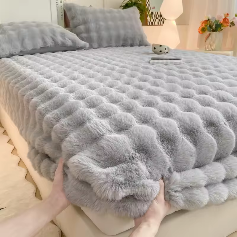 Solid Color Fluffy Plush Fitted Bed Sheet for Winter