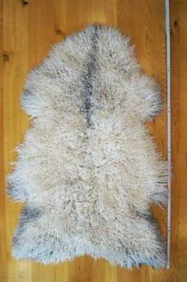 Premium curly Gotland Sheepskins